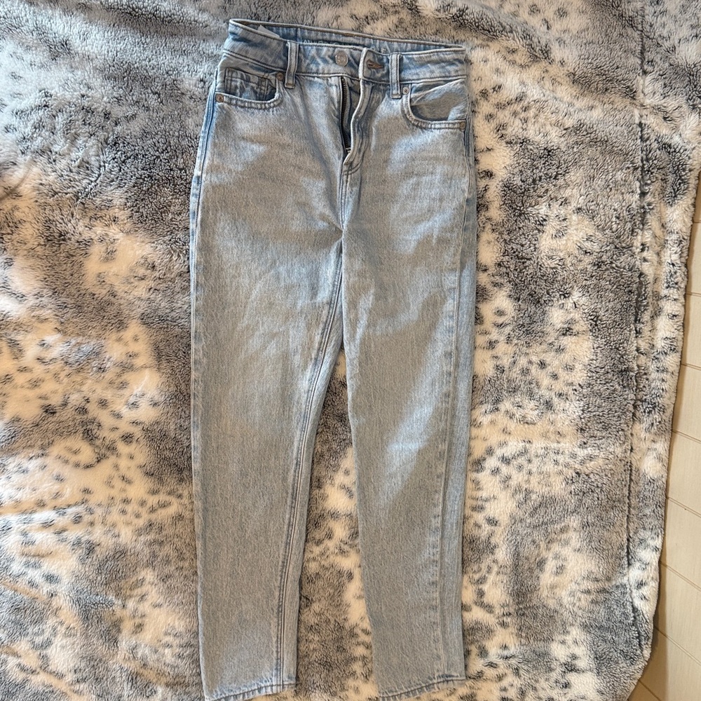 Light Blue Jeans American Eagle Strigid